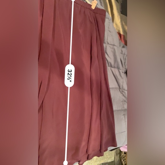 Formal burgundy beaded top and chiffon skirt - Picture 9 of 12